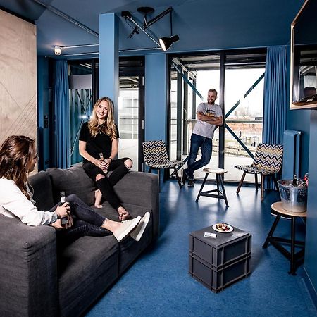 Dock Inn Hostel Warnemuende Росток Екстериор снимка