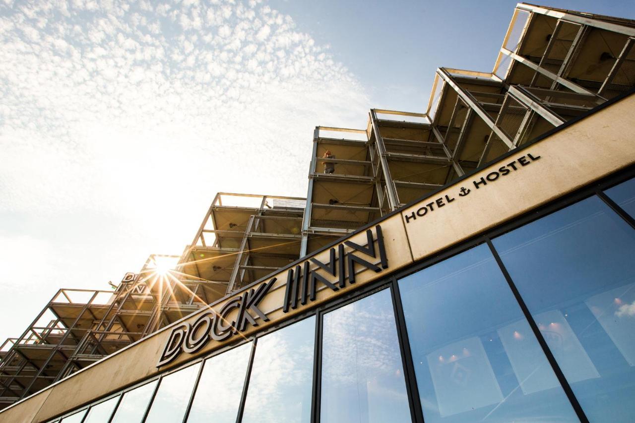 Dock Inn Hostel Warnemuende Росток Екстериор снимка
